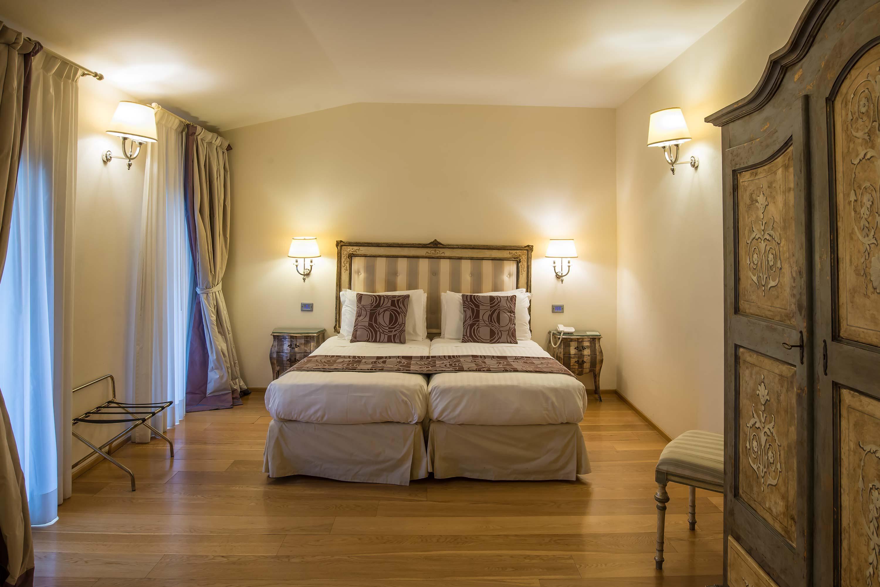 Hotel Atlantic Palace Флоренция Экстерьер фото