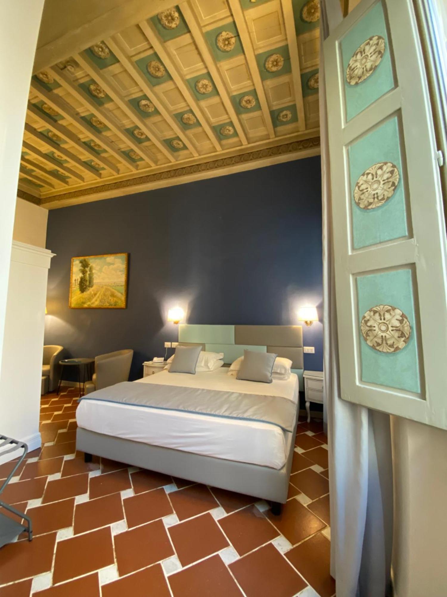Hotel Atlantic Palace Флоренция Экстерьер фото