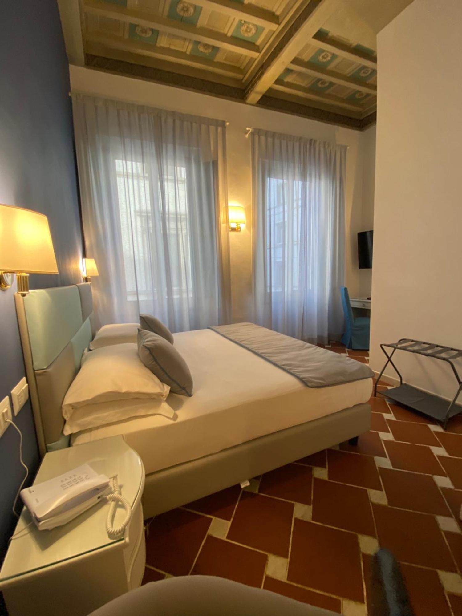 Hotel Atlantic Palace Флоренция Экстерьер фото